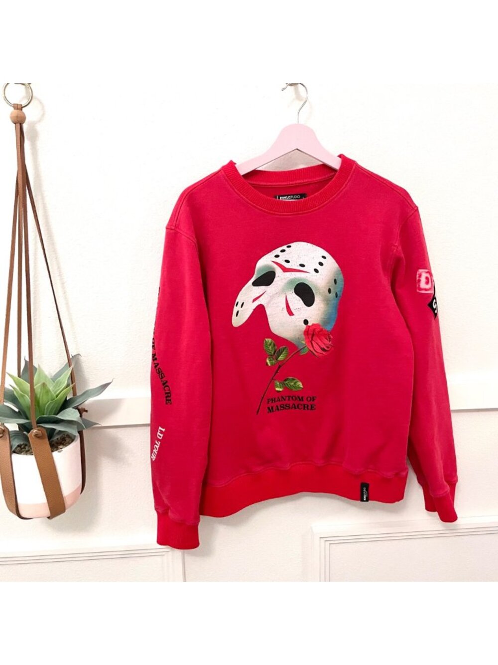 Roku Studio Phantom of Massacre Red Crewneck Sweatshirt Size L